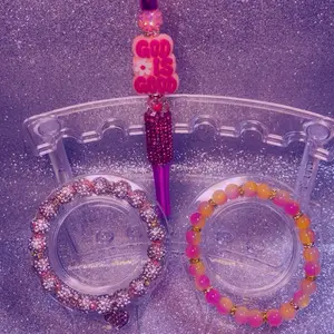Beaded Bracelets and Pen Set - Pink Pen for Stylish Writing with Heart Charm and Colorful Beads