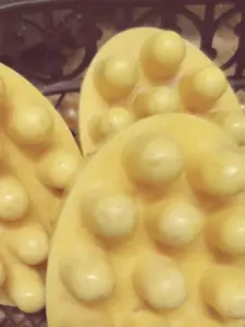 HANDMADE CUSTOM SCENTS TUMERIC & GOATMILK SOAP. AND ESSENTIAL OIL OF YOUR CHOICE OR UNSCENTED. FEELS SO GOOD