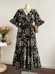 【Plus Size】 All Over Print Flounce Sleeve Shirred Dress, Boho V Neck Short Sleeve Dress for Beach Vacation Holiday, Women's Clothes for Summer