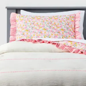 Twin Reversible Crinkle Bow Gingham Floral Kids' Comforter Set White - Pillowfort