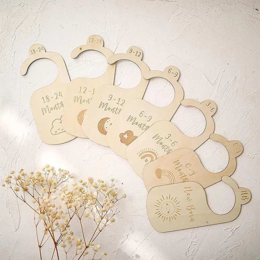 Wooden Hanger Divider, 7 Counts/set Hanger Size Marker, Hanger Size Identifier, Clothes Hanger Size Divider, Clothes Hanger Organizers for Home Bedroom Wardrobe