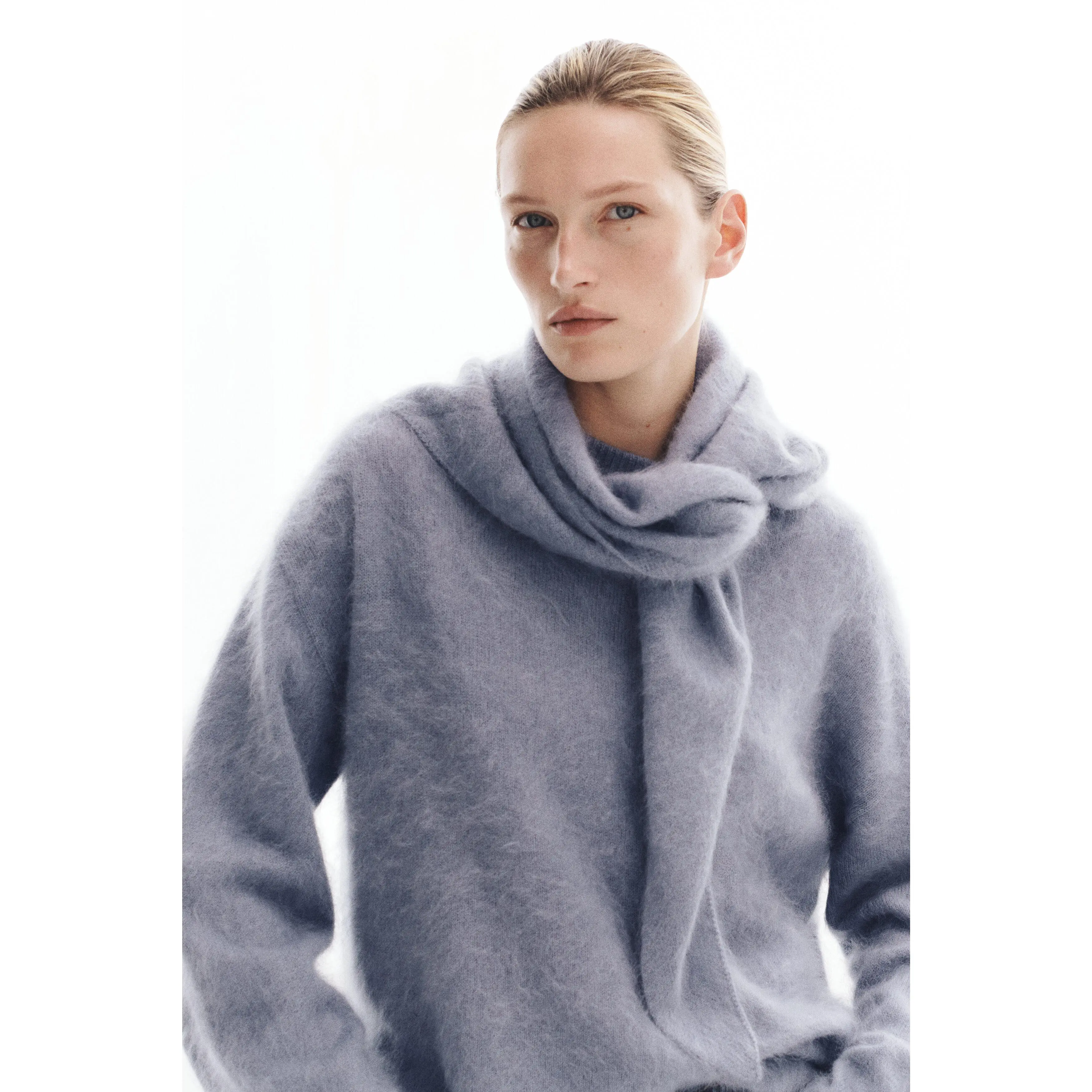 H&M Brushed wool jumper with scarf