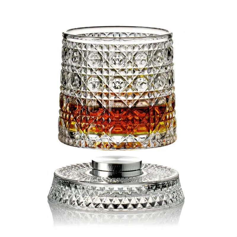 Luxury 360° Rotating Crystal Whiskey Glass – Star Cut Spinning Tumbler with Diamond Faceted Design, Premium Bourbon Glass for Men, Unique Barware Gift for Whiskey Lovers