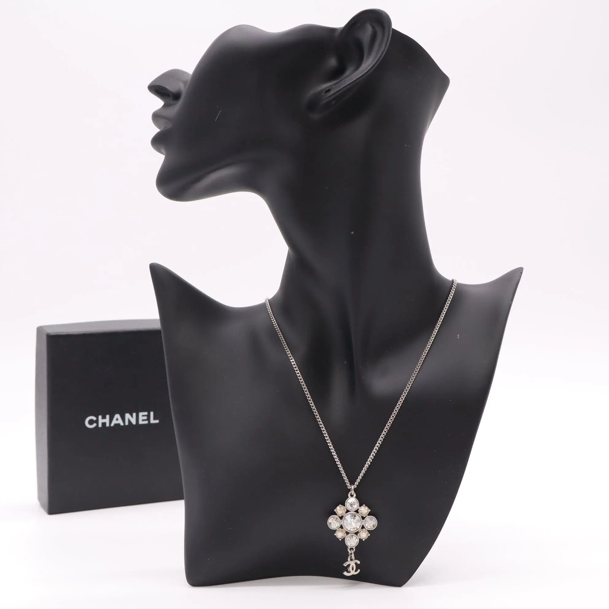 Pre-owned Chanel Crystal Filigree Cross Pendant Necklace W22250