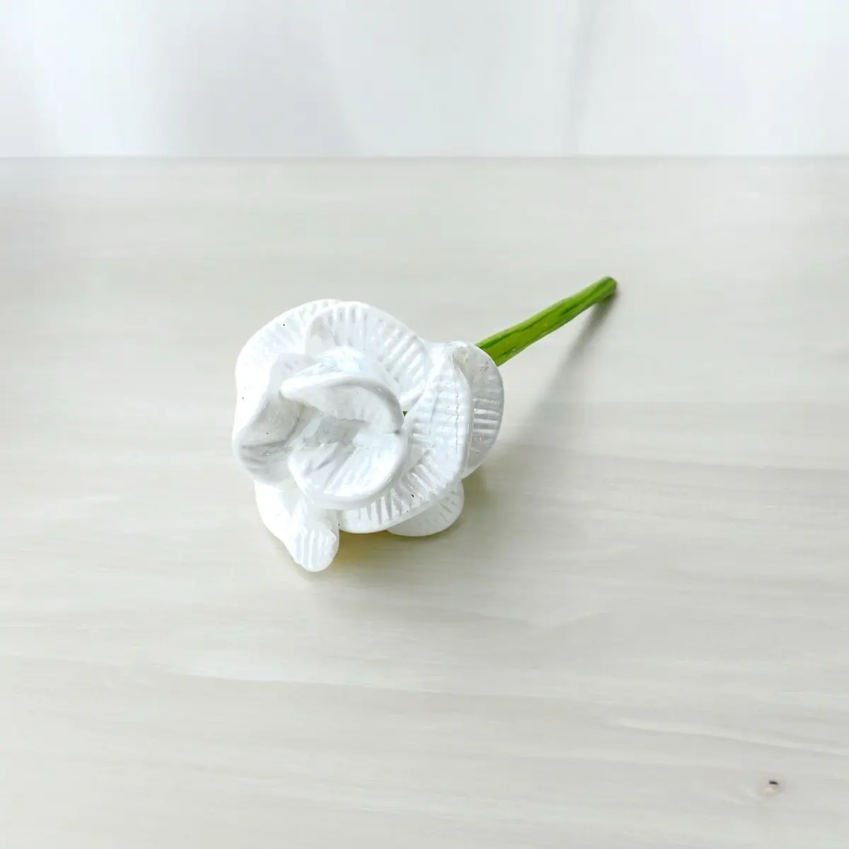HandBlown White Glass Carnation Forever Flower Decorative  Gift