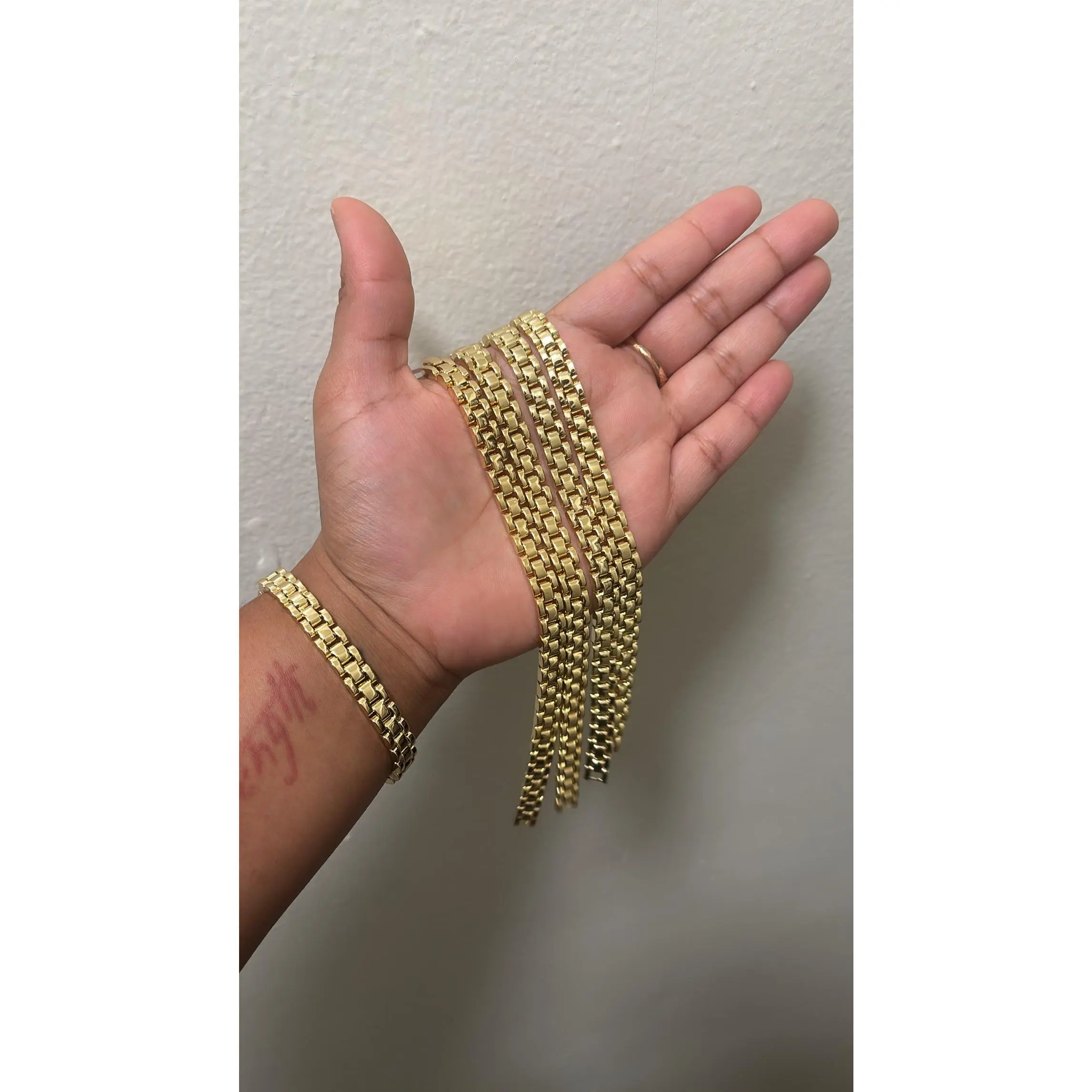 Polished Gold Link Bracelet