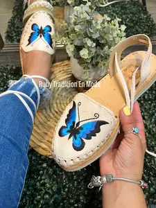 Mariposa Lace-Up Huaraches/ Huaraches Mexicanos/ Embroidered Huaraches/ Leather Sandals/ Round Toe/ Hippie Vintage Style/ Huaraches de Cintas/ Mexican Sandals/ Mexican Shoes/ Sandalias/