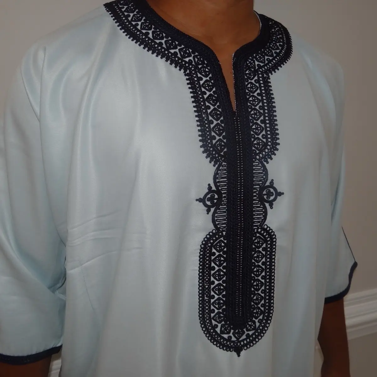 Moroccan Style Thobe for Men - Traditional Muslim Robe