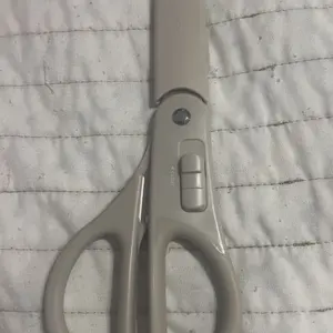 Kokuyo Hacoake 2-Way Scissors