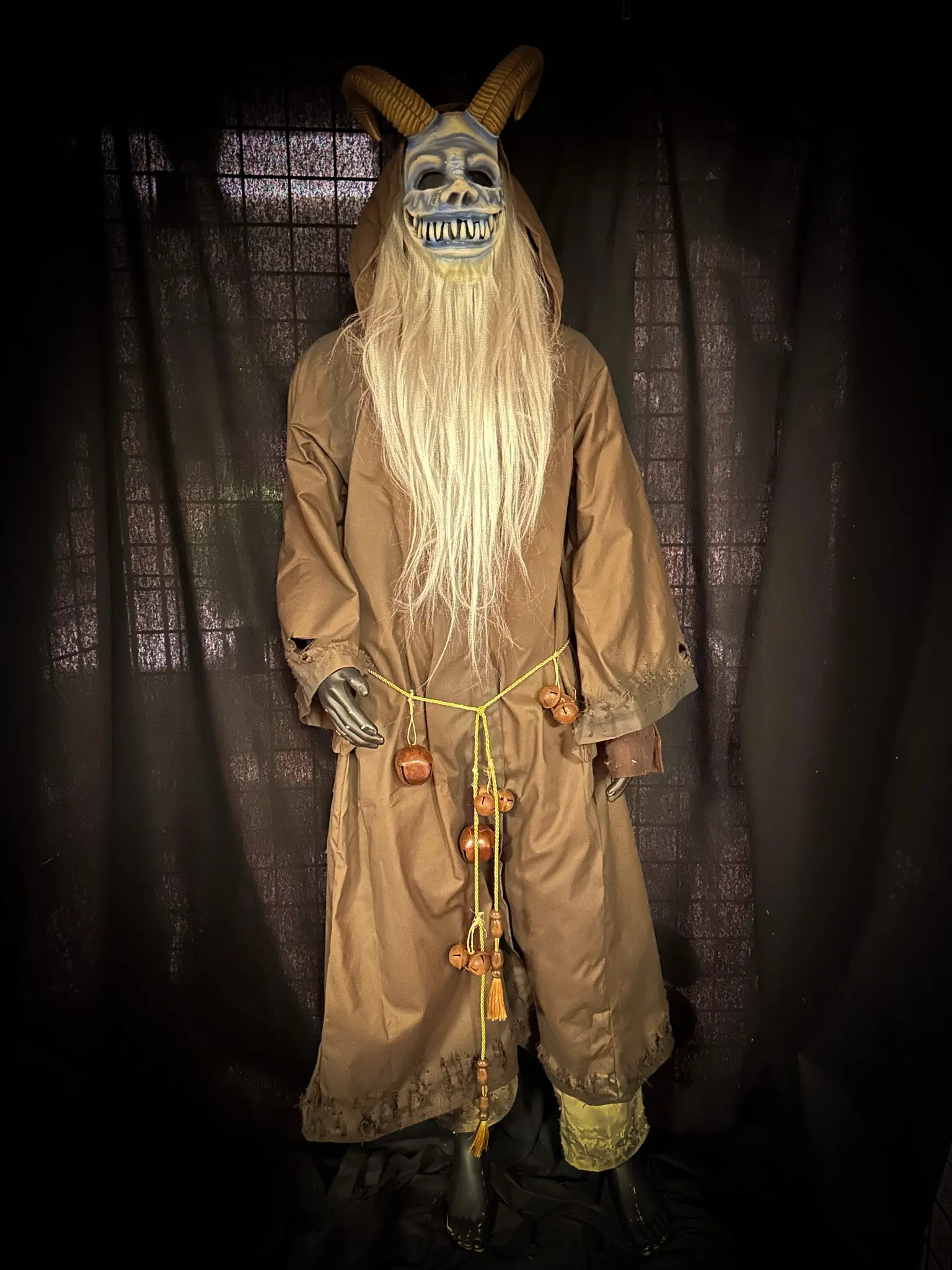 Large Brown Krampus Costume Robe with Belt, Festive Party Costumes & Accessories for Holiday Celebrations