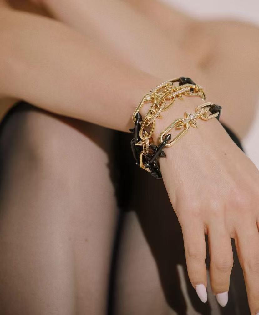 Pre-owned Tiffany & Co. x Pharrell Williams Titan Trident 18K Gold Bracelet, Limited Collab Edition, Titanium & 18K Yellow Gold, Medium Size, 7.68'' Length