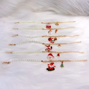 New high-value Christmas bracelet, Santa Claus, reindeer, snowflake pendant, imitation pearl bead Christmas bracelet, Christmas holiday gift. energy bracelet friendship jewelry gift