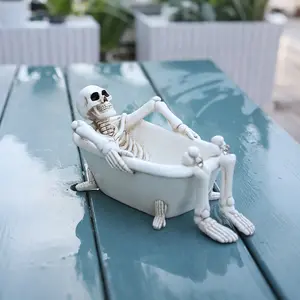 Cool Skull Resin Planter with Drainage Hole, Perfect Halloween Decoration, Summer Cool Theme Decor, Desktop Storage, Outdoor Practical Decor, Outdoor Planters, Resin Flower Pot