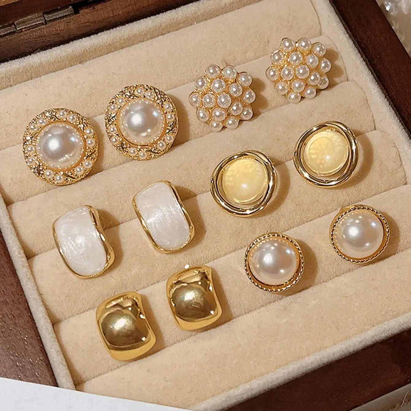 6-piece set of vintage elegant Hong Kong style fashionable shiny round artificial glass faux pearl square and round stud earrings, perfect gift for friends and family