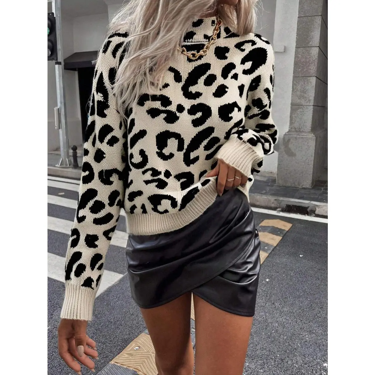 Leopard print apricot color