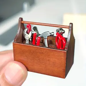 Tiny Builder’s Essential Set – Durable 1:12 Scale Mini Tools for Realistic Dioramas & Creative Displays mannequin head