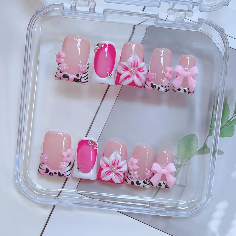 3D Floral Nails & Bling Fake Nails, Cow Pattern French Tip & Pink Bow And Pink Little Flower Accents, 10pcs/Set Fashion Handmade Press on Nails, For Women Girls Nail Art, Effortless Press on Nails / Anicure Setf. Duck Nails, Short Nails. Nail Supple