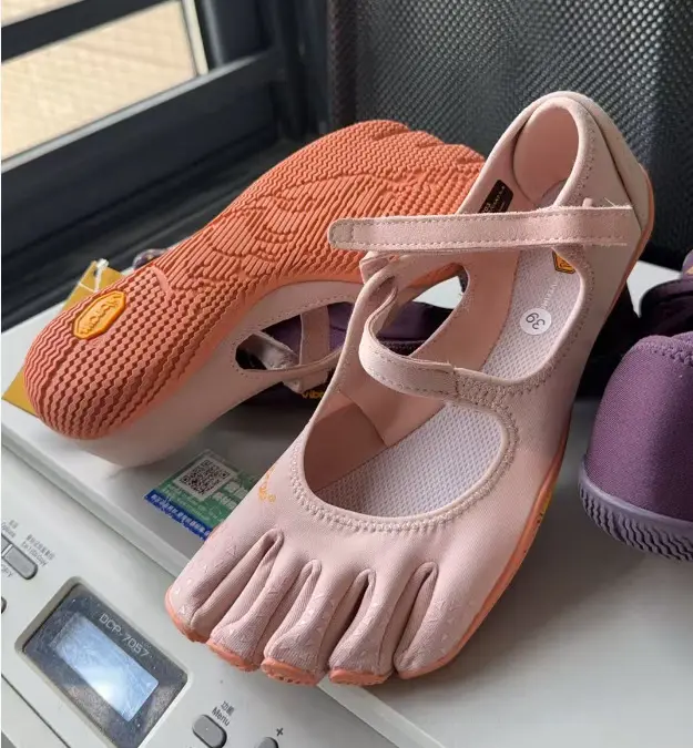 Classic FiveFingers Ballet Flats | Breathable barefoot comfort, split-toe design | Ideal for dance, yoga, Pilates & indoor sports; non-slip, lightweight, breathable, comfortable fashion shoes