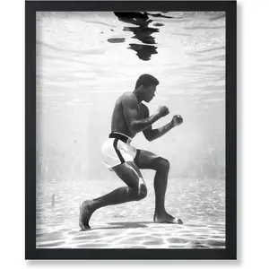 Poster Master Underwater Training Print - Ali Poster - Boxing Sports Art - Black and White Photography Wall Design - Professional Boxer Art - Gym or Living Room Decor