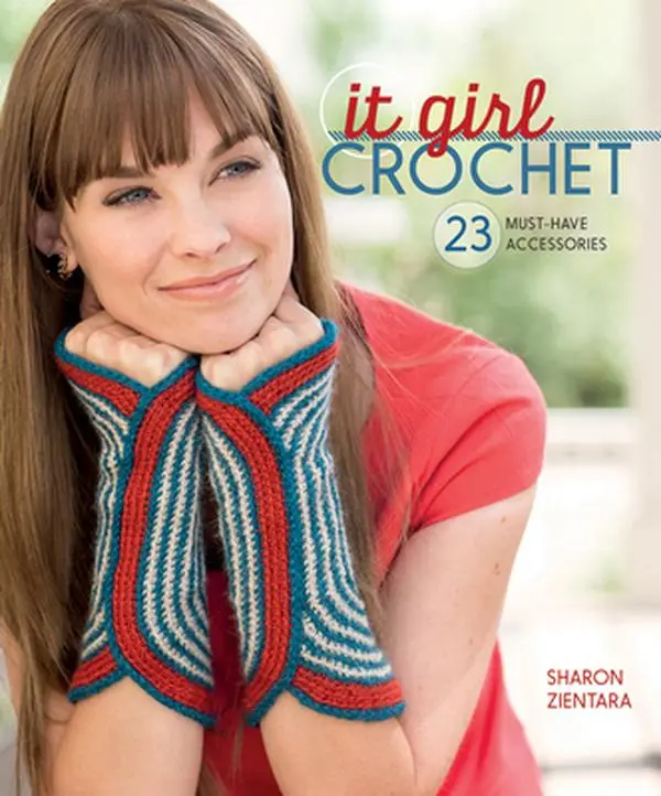 USED Book - It Girl Crochet: 23 Must-Have Accessories by Zientara, Sharon (Paperback) - english