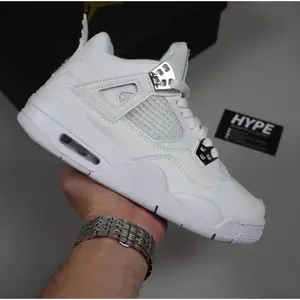 JD4 Triple White Retro Basketball Sneakers - Collectible Streetwear for Everyday Wear