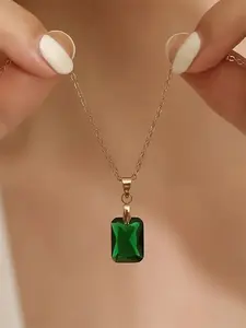 1 PC Pretty Green Cubic Zirconia Necklace Pendant For Women For Valentine's Day Gift Wedding Engagement Anniversary Party Jewelry