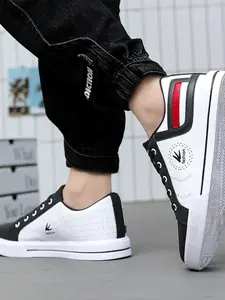 Low Top Board Shoes for Men, New Korean Style Trendy Versatile PU Leather Waterproof Casual Shoes, Sizes 38-48, Anti-Slip Durable Student Sports Shoes