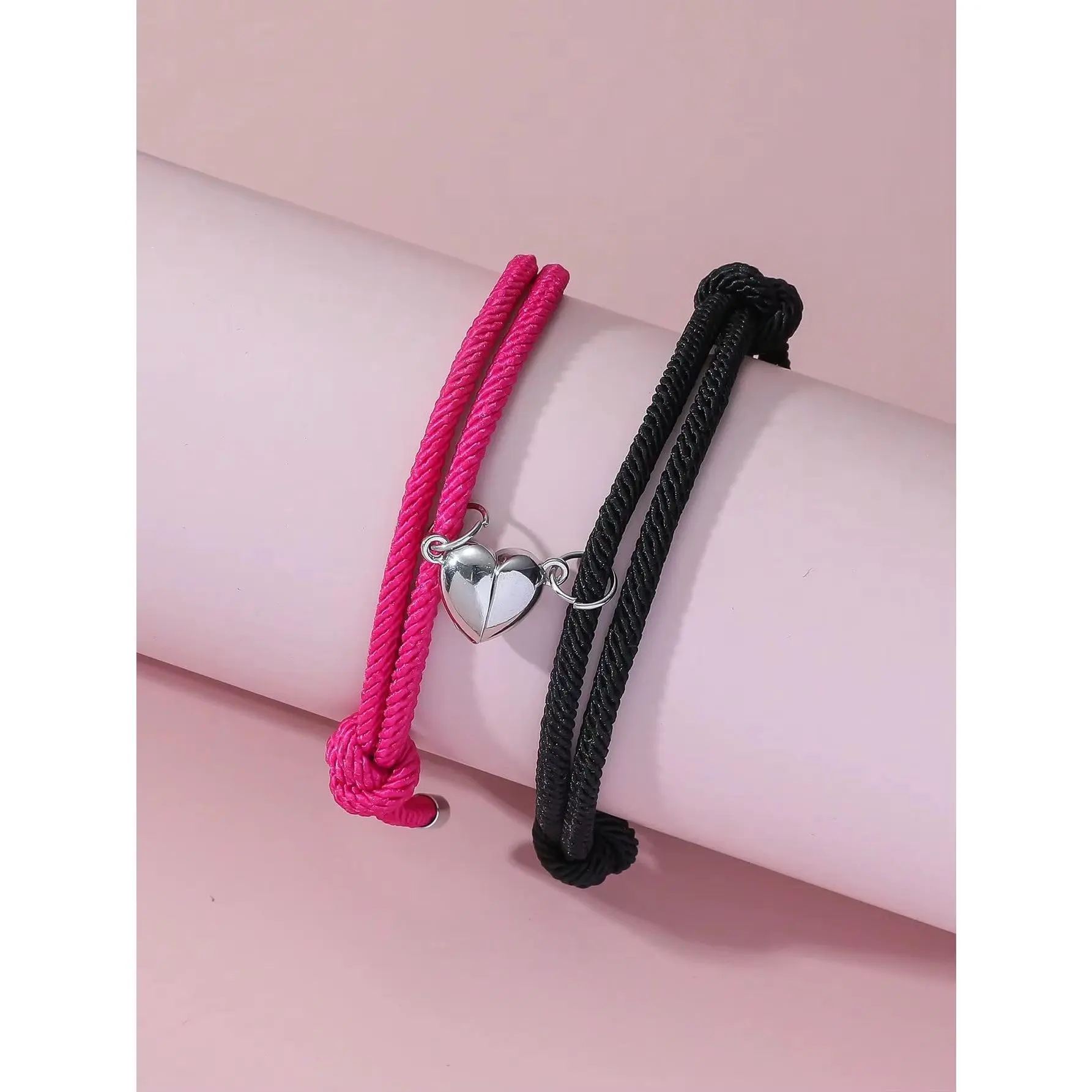 2 Pice Color Black White Hand Rope Love Magnetic Couple Good