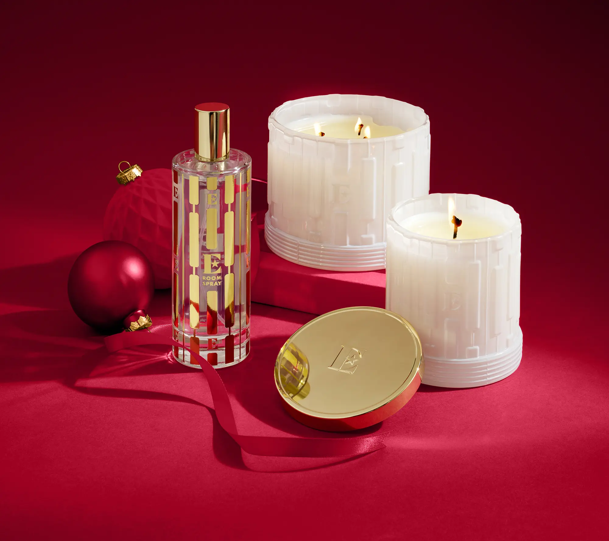 Elton John by Slatkin + Co. 3pc Candle & Room Spray Set- Snowball Elton John by Slatkin + Co. 3pc Candle & Room Spray Set- Snowball