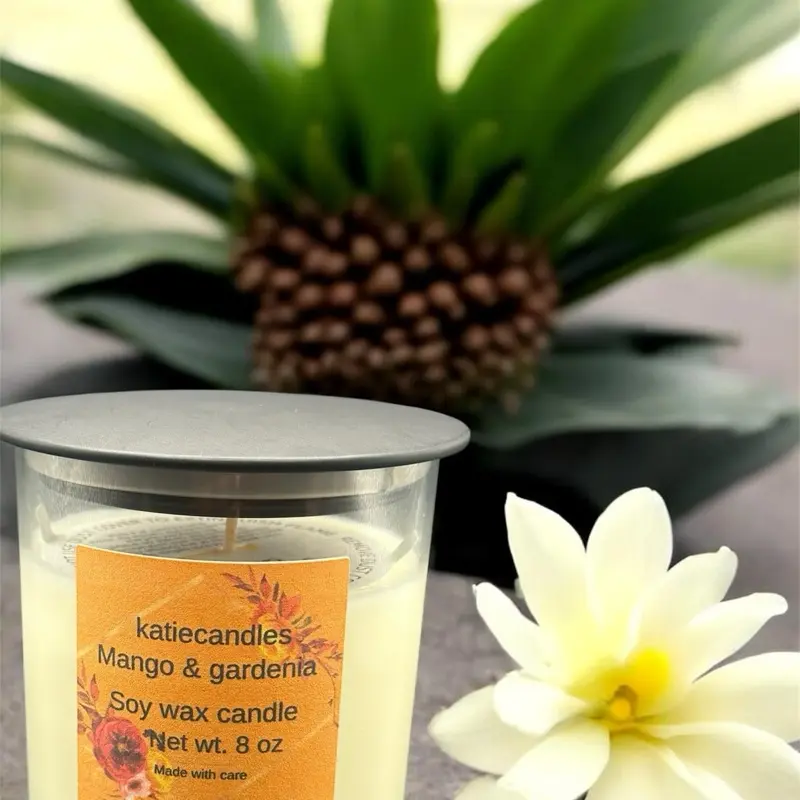Mango & Gardenia soy wax candle 8oz Hand-Poured with love Mango & Gardenia soy wax candle 8oz Hand-Poured with love