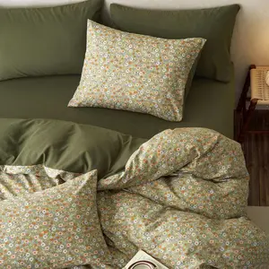 Coquette Cottagecore Pink Floral Duvet Cover Set, Ultra Soft Lightweight Aesthetic Bedding, 3 Piece Luxury Bedroom Decor for Women Teen Girls, Queen Size