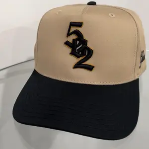 Guatemala Classic trucker hat - embroidered