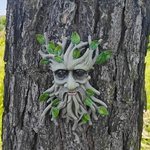 Tree Face Sculpture, Funny Greenery Old Man Tree Hugger Statue, Indoor & Outdoor Creative Props for Garden and Home, Garden Accessories, Garden Sculptures Statues