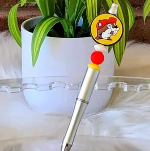 Buc-ee's Beaded Pen With Refill