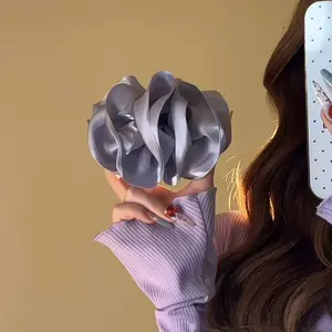 Chic 3D Pleated Floral Banana Hair Clips for Women, Large Non-Slip Hair ClawClips for Thick Hair, Elegant Flower Hair Barrettes for Updo Hairstyles, Spring Summer Trendy Hair Accessories for Girls, Versatile Hair Clips for Daily & Formal Occasio