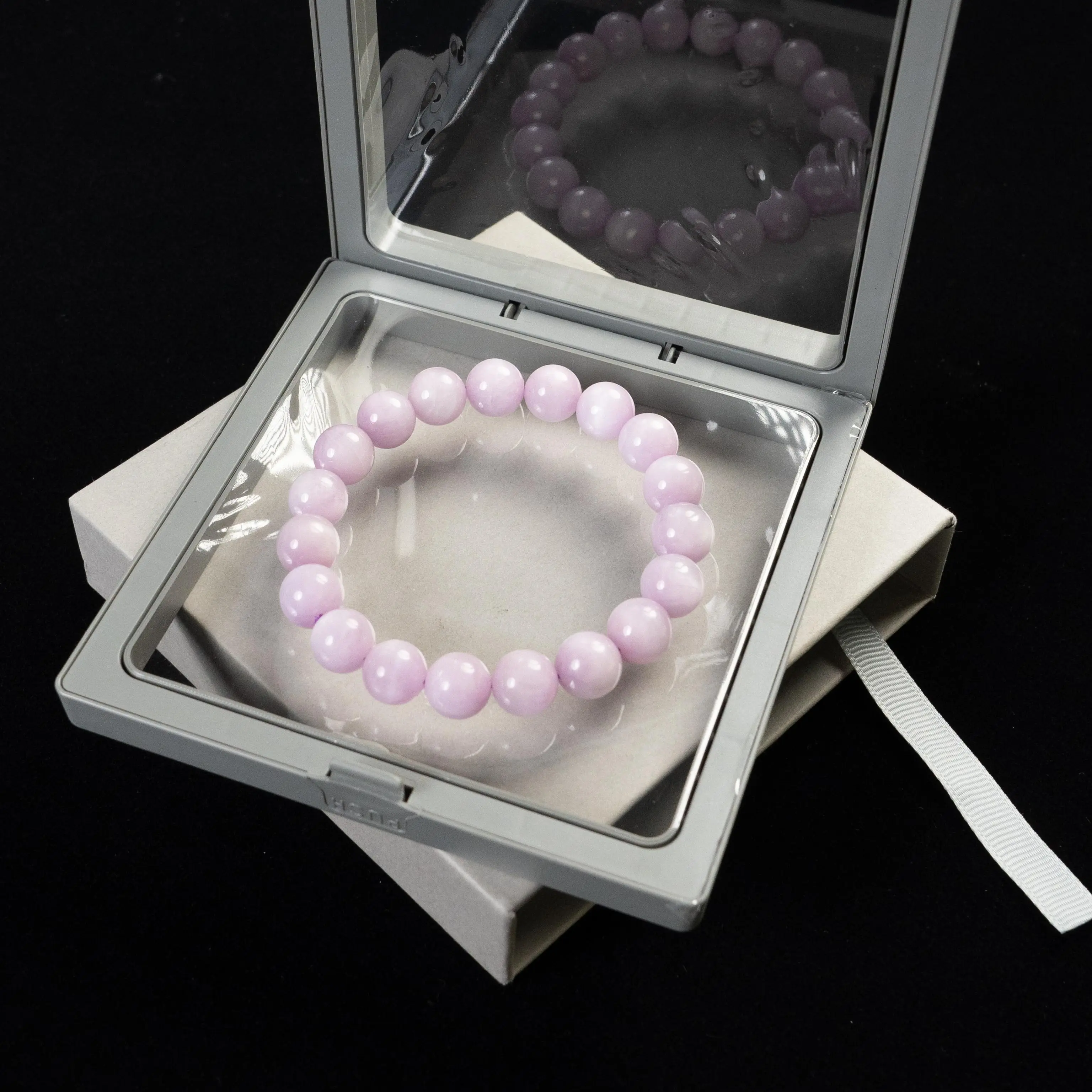 Natural Kunzite Beaded Bracelet, Soft Lavender Light Purple Crystal Round Bead Bracelet Women Spiritual Gift