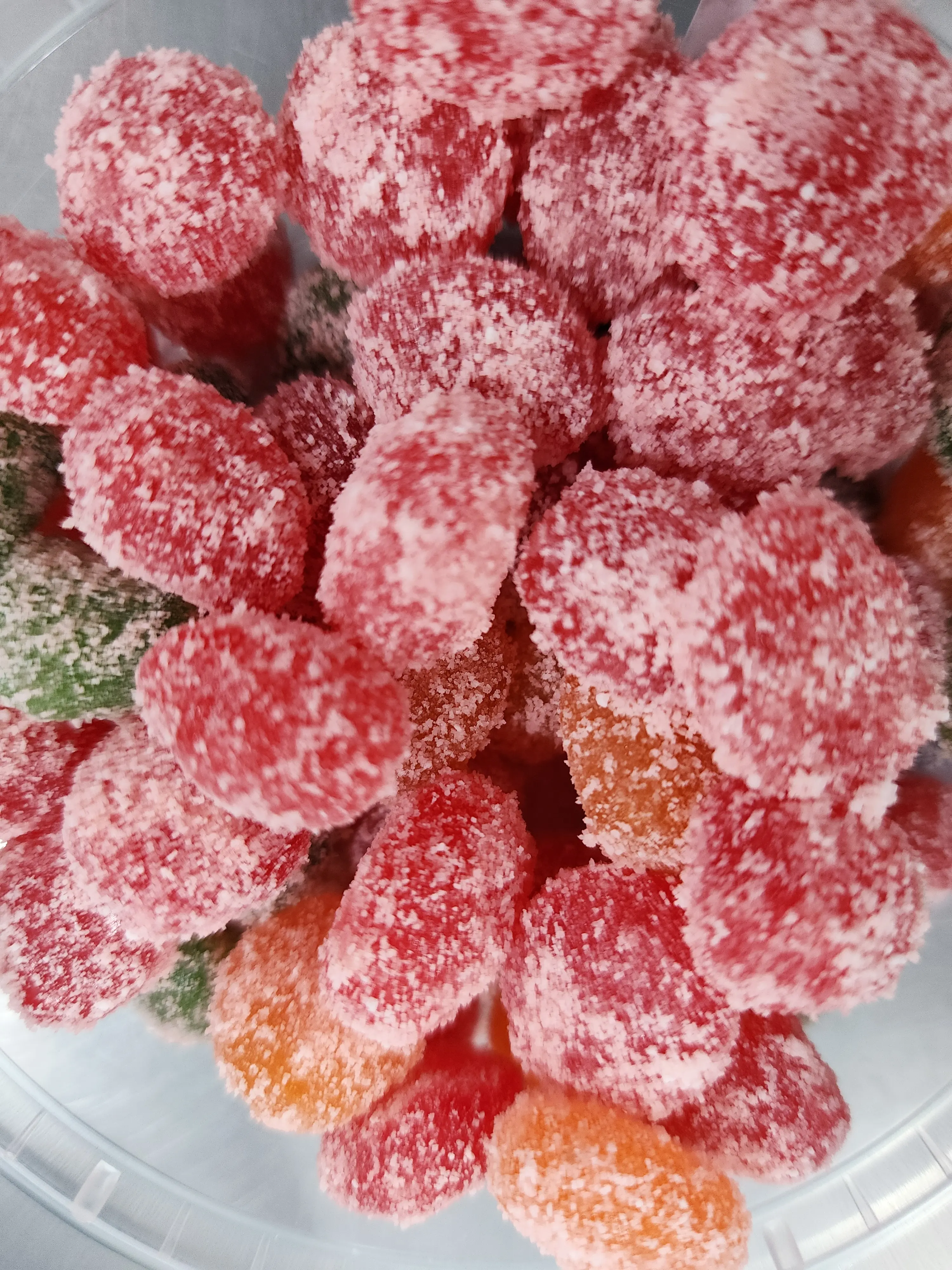 Tropical Fruit Flavored Gushies - 6.5 oz Sweet & Sour Gushers