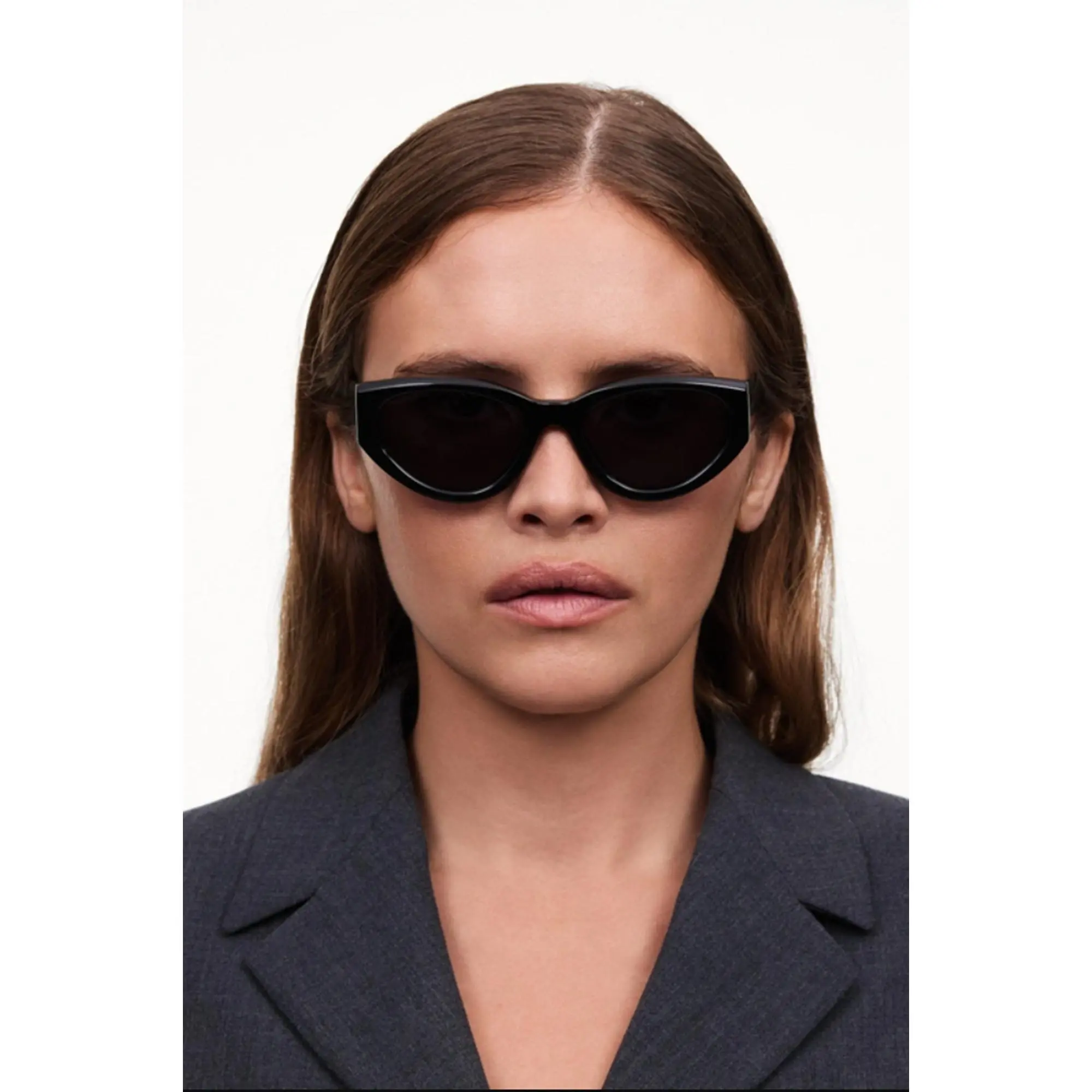 Women's Female Chimi 06 Black Sunglasses