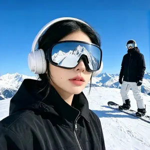 Unisex sports protective goggles, high-definition UV-blocking eye protection glasses, essential eye accessories for summer outdoor activities, equipped with exclusive glasses storage case and professional lens cleaning cloth.