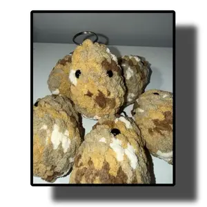 Crochet Weed Nug Keychain – Cute Handmade Bag Charm for Weed Lovers