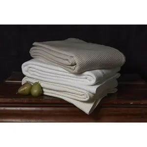 Traditional Geometric Stitched Comfortable Coverlet