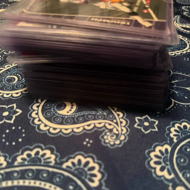 Top loaded cards