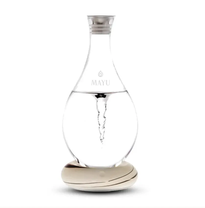 MAYU Swirl Structured Water Carafe