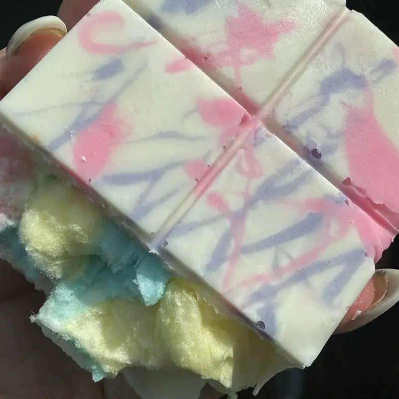 White Chocolate Cotton Candy Bar Candy Treats Bonbon Sweet for Candy Lovers Christmas Advent Calendar with 24 Festive Boxes - Snack