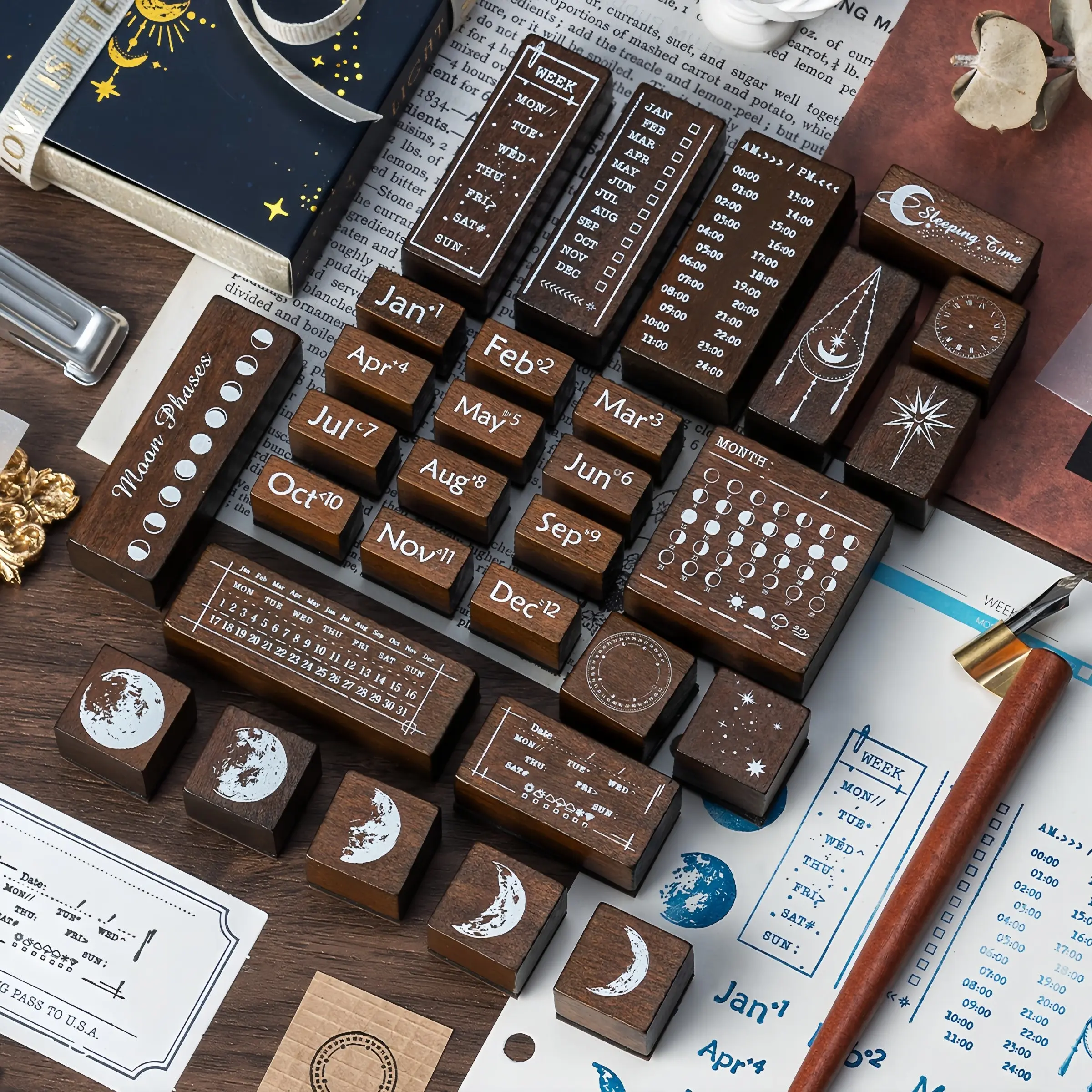 Wooden Calendar Stamp Set, 30pcs Multifunctional DIY Crafting Perpetual Calendar Week Month Stamps, Suitable for Home School Office Crafts