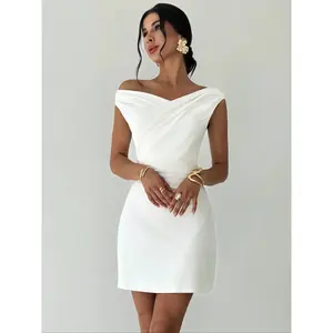 Asymmetric off shoulder slim knit dress, elegant and fashionable, with a slim fit ratio, perfect for events, gatherings, and daily wearRAIMENTRY