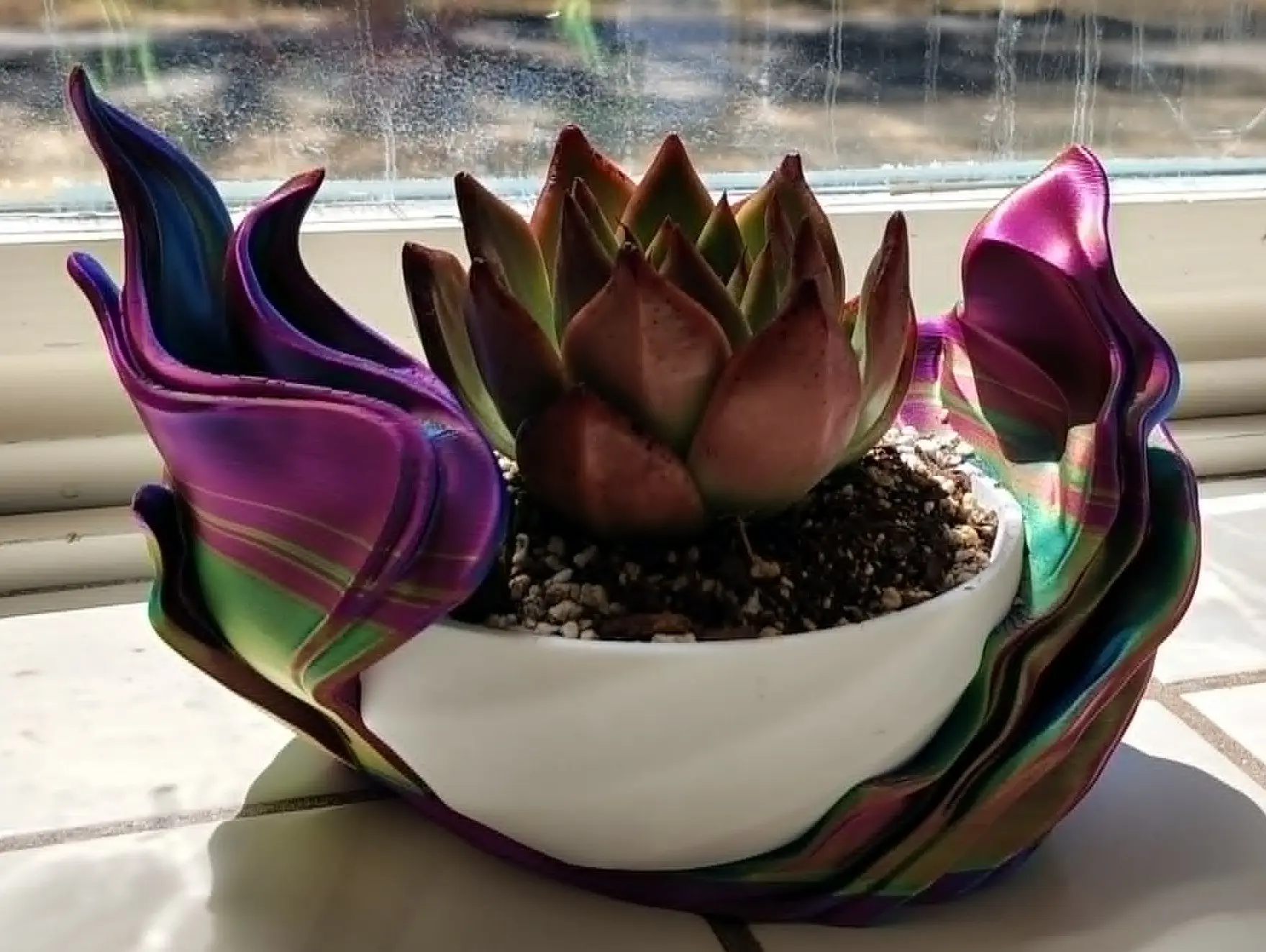 Flow - Self-Watering Planter