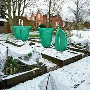 Heavy-Duty Winter Garden Cover with Zipper & Drawstring Closure - Non-Woven Plant Protector for Trees, Shrubs, Flowers - Cold Weather Protection, Mosquito & Pest Barrier - Easy Installation For Balcony, Patio, Yard - Green Garden Cover