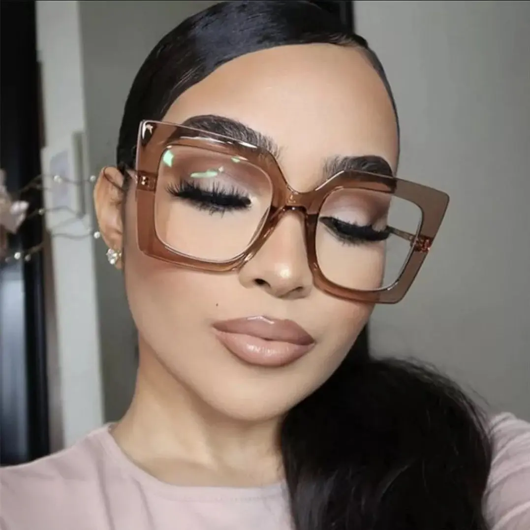 Maria's Vintage Square Oversize Frames – Trendy, Stylish, and Comfortable Eyewear for All