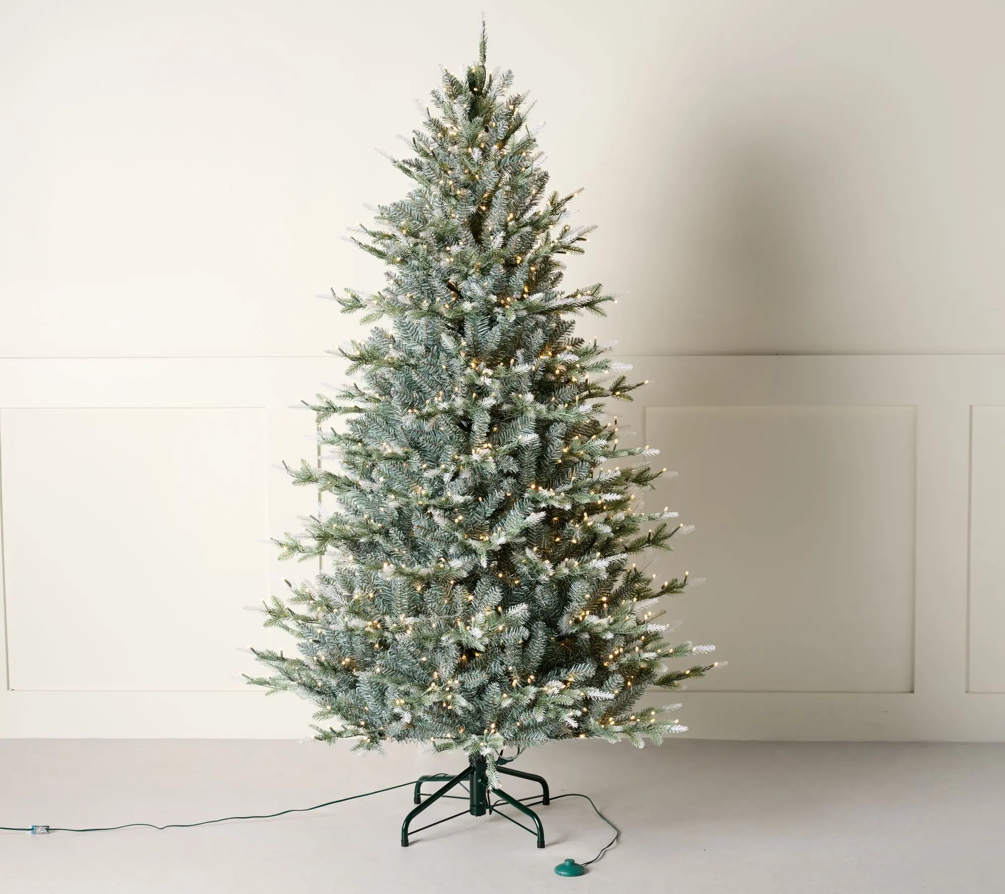 Bethlehem Lights 6.5' Grand Fir Tree w/Storage & 4-in-1 LEDs